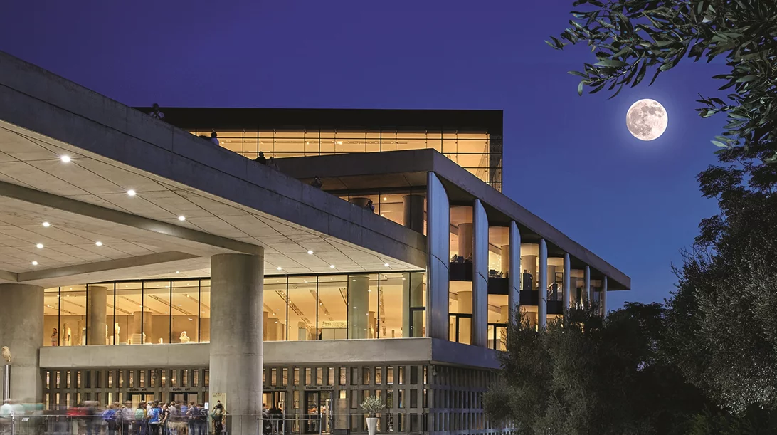 Βραδινή ξενάγηση στο Μουσείο Ακρόπολης