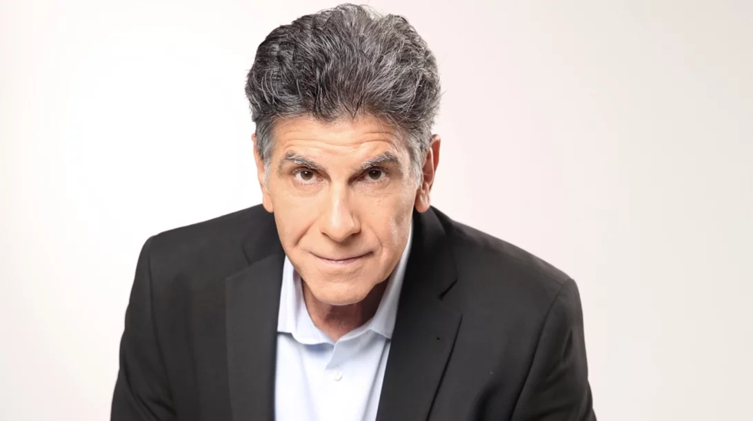 Ο Γιάννης Μπέζος φέρνει τον Τσέχοφ στο σήμερα