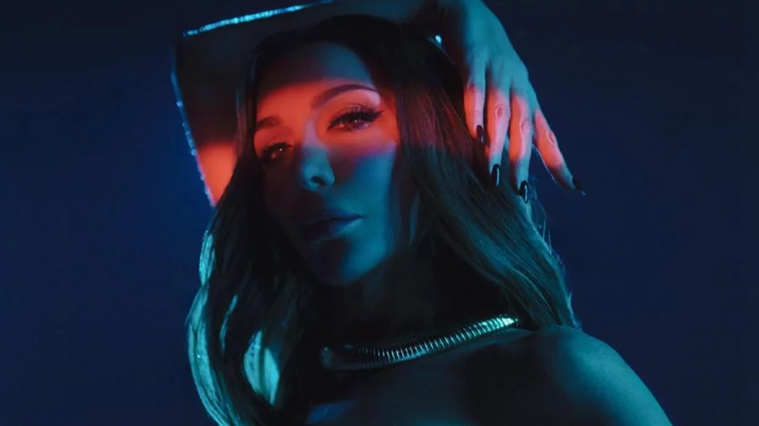 Η Δέσποινα Βανδή επέστρεψε με τραγούδι-σύνθημα