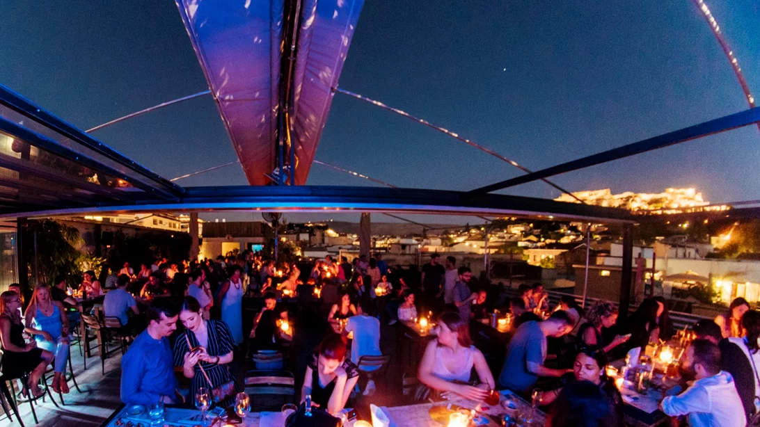 Στο Couleur Locale το fun συναντά τις eating and drinking δημιουργίες με τοπικό ελληνικό χρώμα