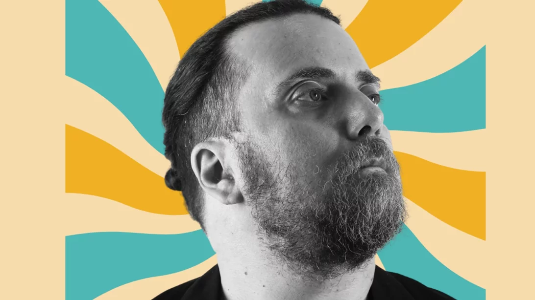 Ο Στάθης Δρογώσης γιορτάζει στο Gustav