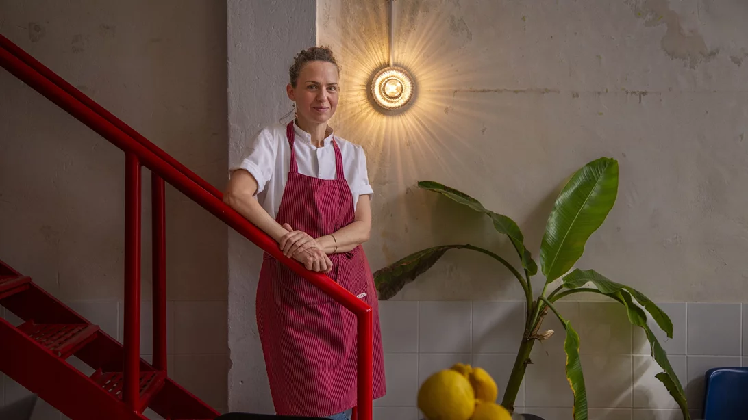 Η Χρύσα Γερακοπούλου έφτιαξε ένα από τα πιο κουλ εστιατόρια της Αθήνας