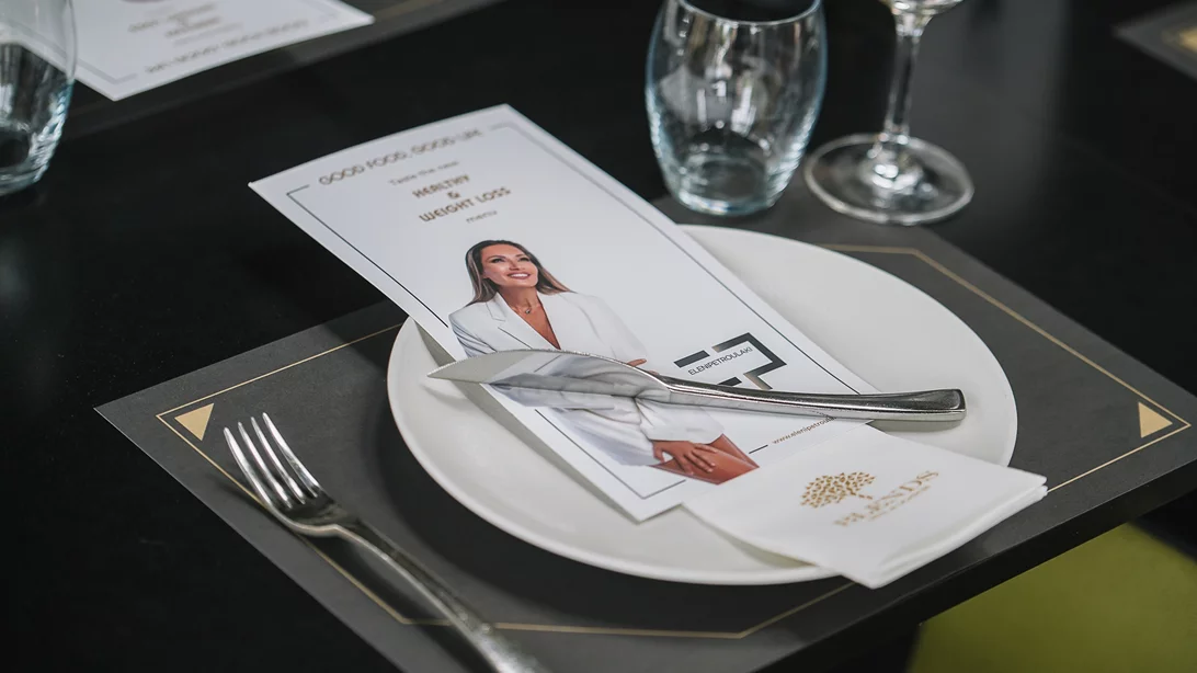 Η Ελένη Πετρουλάκη μας κάνει το τραπέζι στο "Blends" στη Γλυφάδα με το healthy & weight loss menu της