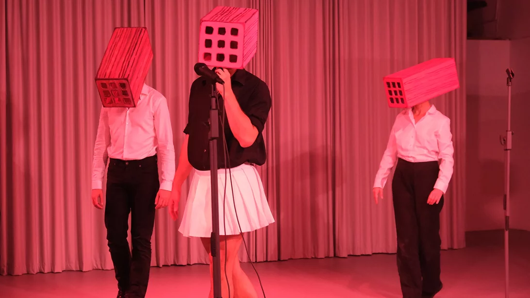 Πεθαίνοντας ξανά και ξανά… με το "Oops" των Nova Melancholia