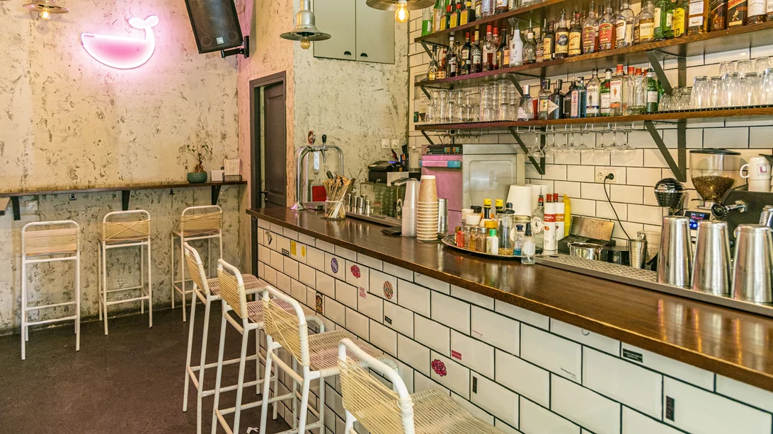 Για bar hopping στην Ασκληπιού