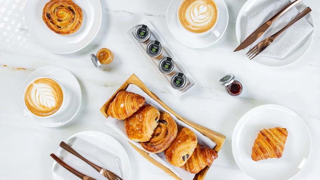 Το brunch που έγινε iconic επιστρέφει στο NEW Hotel