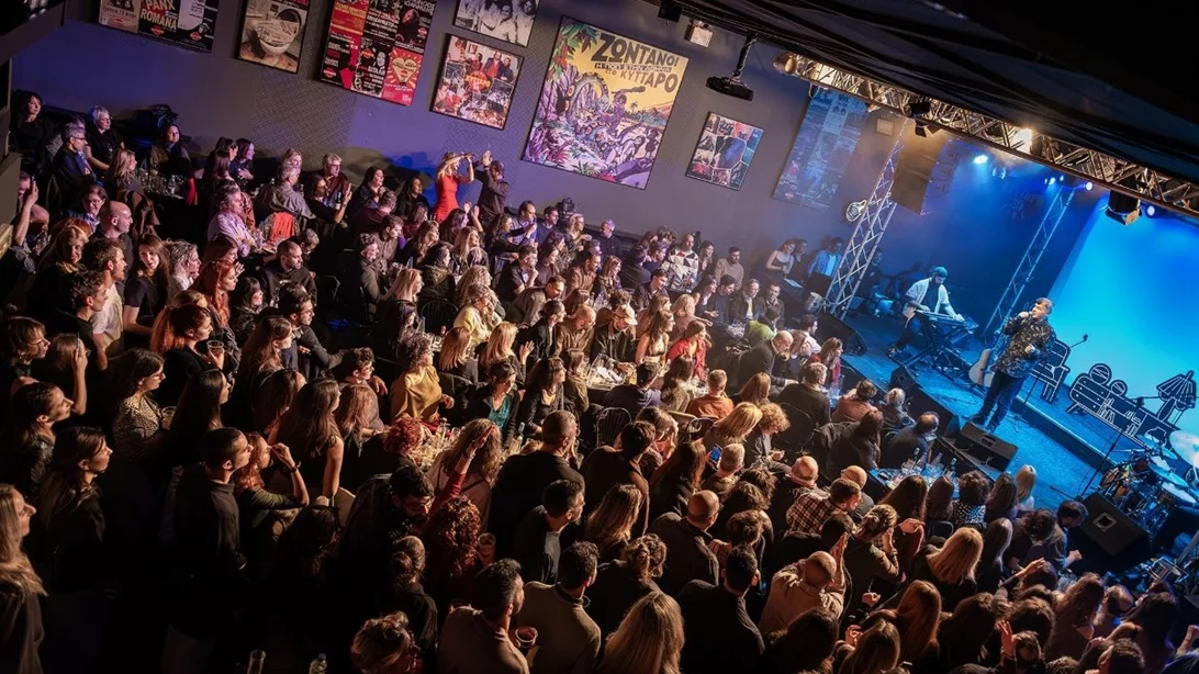 Παράταση για το μουσικό threesome του Φοίβου Δεληβοριά στο Κύτταρο