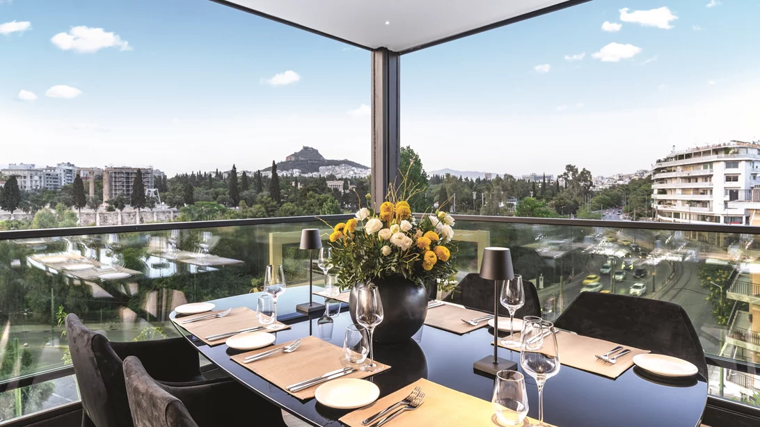 Pasithea Rooftop Bar Restaurant: Η γεύση σε περίοπτη θέση