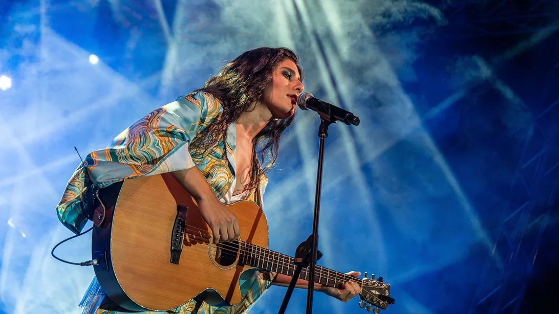 Η Μαρίνα Σπανού υπόσχεται μια εκρηκτική συναυλία στο Fuzz Club