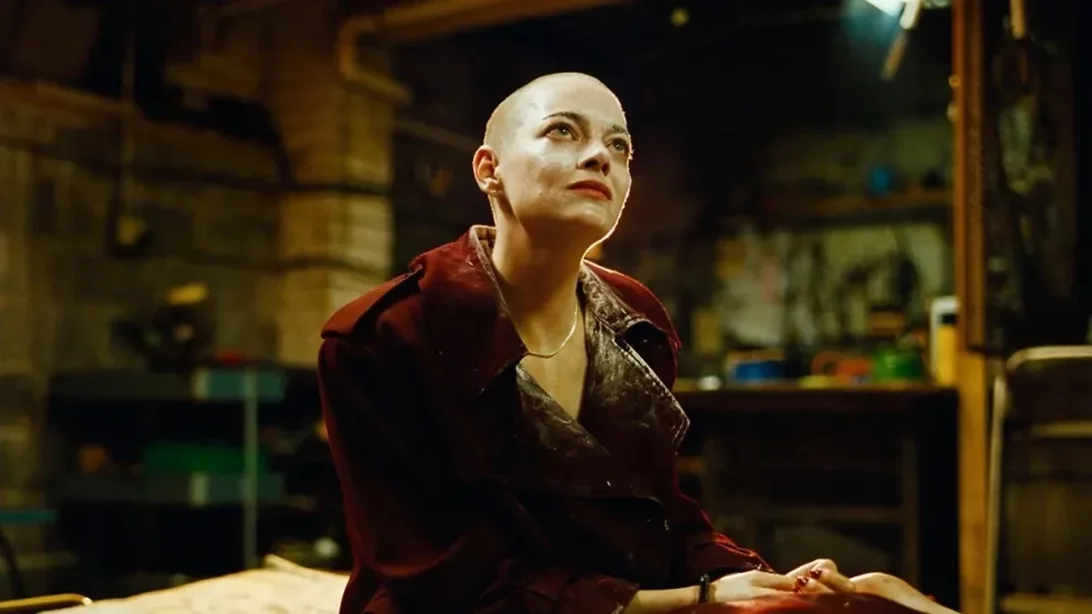 Η τρελή σκηνή της Έμα Στόουν στο ‘Βουγονία’ και η ανάμειξη της Τζένιφερ Άνιστον