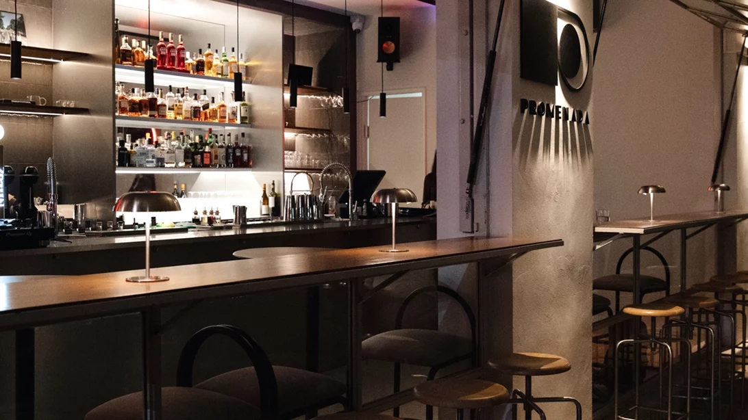 "Promenada": To "less is more" στην πράξη