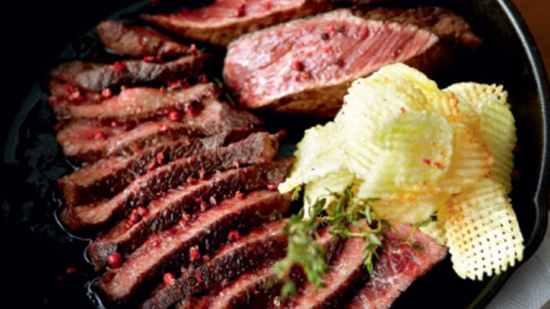 Τα καλύτερα κρεατοφαγικά στέκια της πόλης και τα τοπ πιάτα τους 