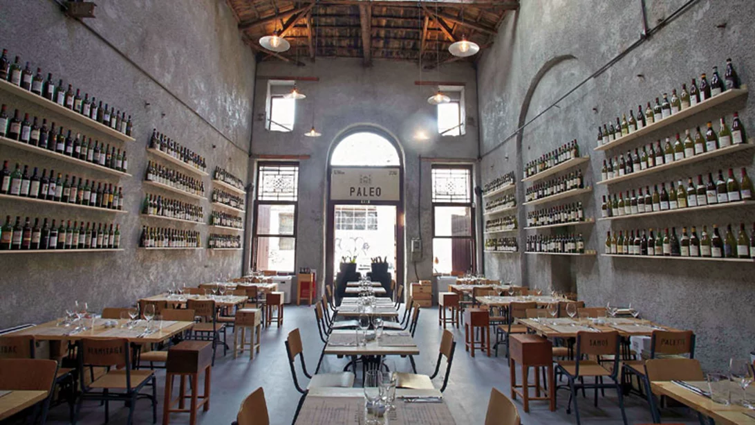 5 εστιατόρια εκτός πιάτσας που αξίζουν τη διαδρομή