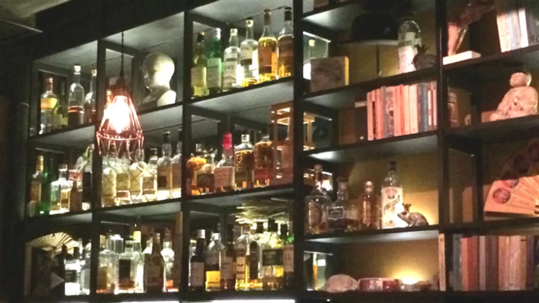 Κολοκοτρώνη 9