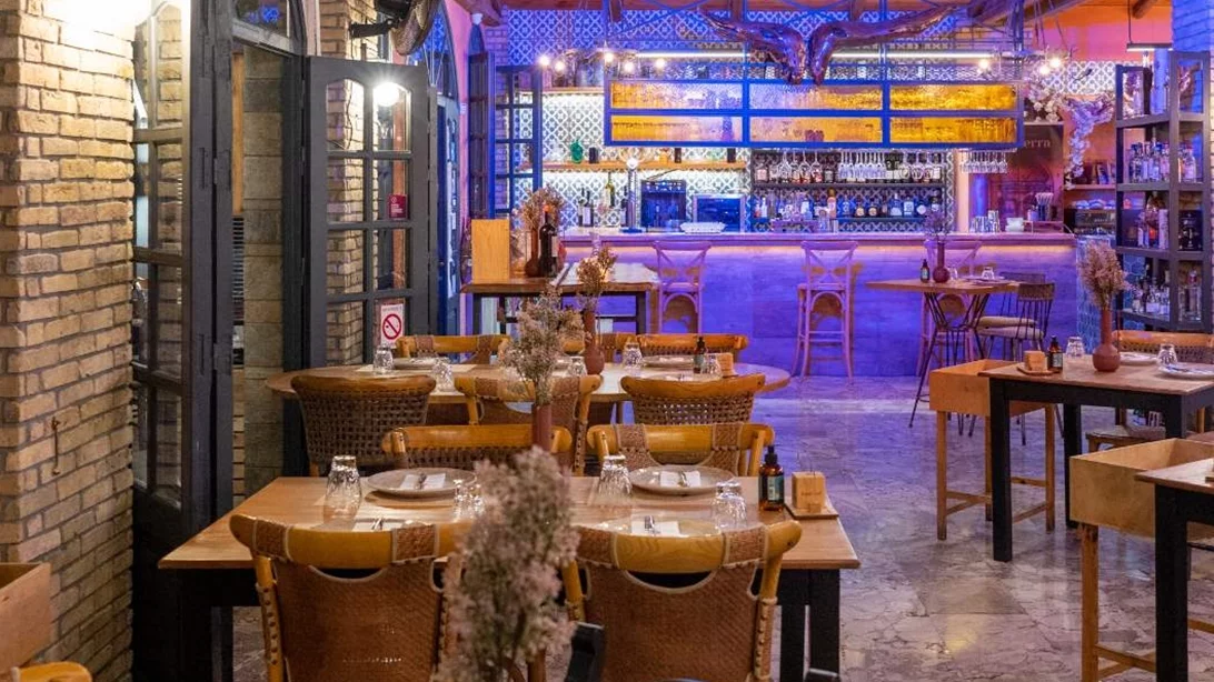 Η "Thigaterra" στο Ηράκλειο μας μυεί στο slow food της Μεγαλονήσου