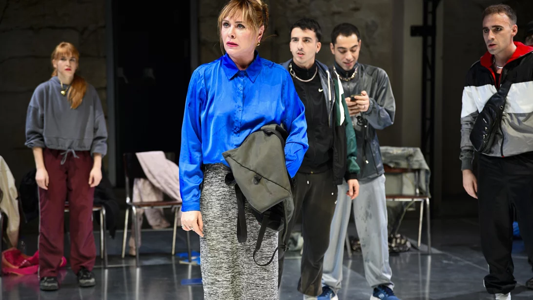 Η οργή ως κραυγή ύπαρξης: Έξι νέοι ηθοποιοί μιλούν για "Τη μέρα της Φούστας"