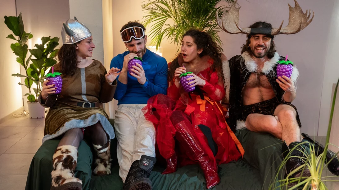 "Perplex": Οι χαρακτήρες μιλούν για τη φρέσκια, σαρκαστική κωμωδία