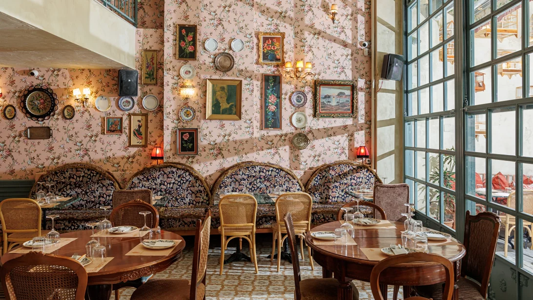 Η νοσταλγία της παλιάς Αθήνας μαγειρεύεται στην πλατεία Αγίας Ειρήνης