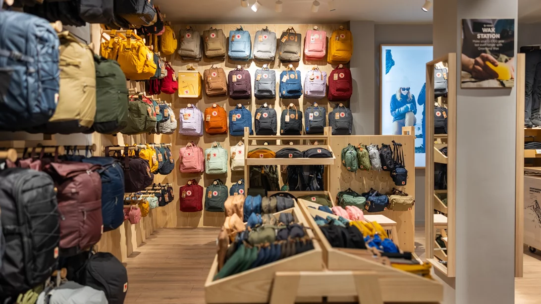 To πρώτo Fjällräven Store στην Ελλάδα, μόλις άνοιξε στην Κηφισιά και υποδέχεται τους λάτρεις των outdoor δραστηριοτήτων
