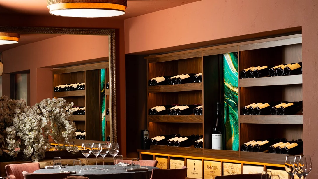 Ιταλική κουζίνα και αγάπη για το κρασί στο Πασαλιμάνι