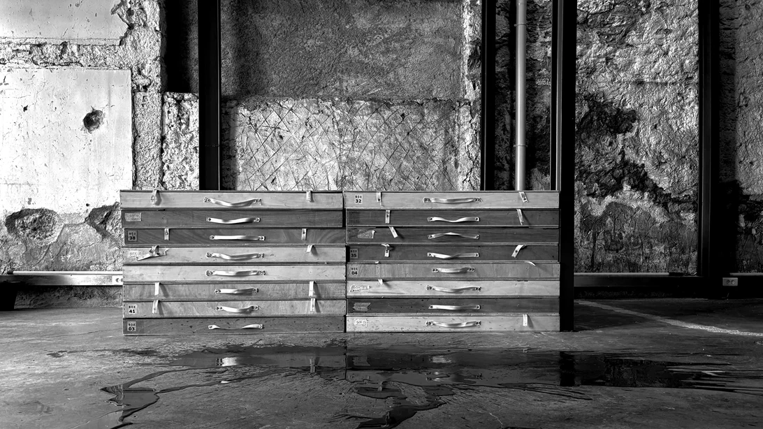 Το Atopos ανοίγει ξανά, αυτή τη φορά στη γειτονιά του Πειραιά