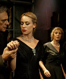 Ο απρόσκλητος επισκέπτης