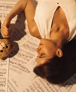 Είσαι μουσική