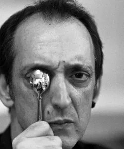Τσιμάρας Τζανάτος: Η Βία του Βίου
