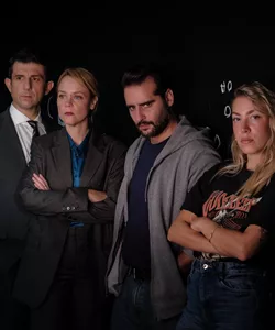 Εχθρός του λαού