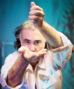 Sisyphus – flesh and earth