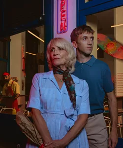 Η Μονίκ δραπετεύει