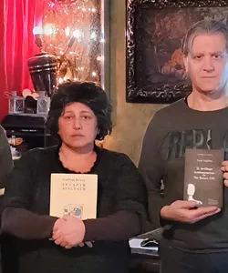 Με πυξίδα το χαρτί