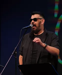 Πλέον Άσματα