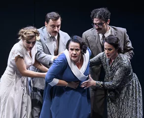 Το τρίτο στεφάνι