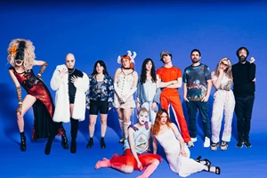 "Puta / Sola": Η Arca με νέο διπλό single λίγο πριν τον Λυκαβηττό - εικόνα 2