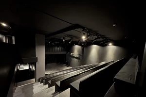 Με 'Εμιγκρέδες' ανοίγει το Θέατρο Μετς του Σωτήρη Τσαφούλια - εικόνα 7