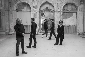 Το Kino Athens 2026 τιμά την Τζέιν Όστεν και τον Γουίτ Στίλμαν με ένα μοναδικό αφιέρωμα - εικόνα 2