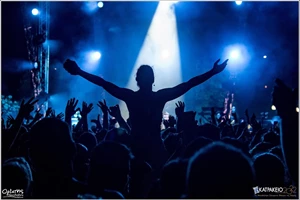 Οι The Waterboys χάρισαν μια μαγική sold out βραδιά στο Sani Festival 2026 - εικόνα 6