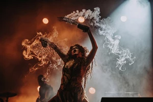 Barry Wan, Marissa Bili και Emelie Sjöström σε μια ηχητική τελετουργία μνήμης - εικόνα 2