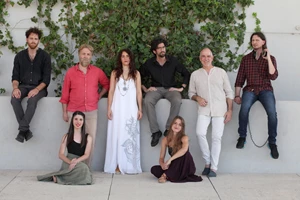 Γιατί "κυνηγούν οι Μέλισσες" τη Φωτεινή Βελεσιώτου - εικόνα 1