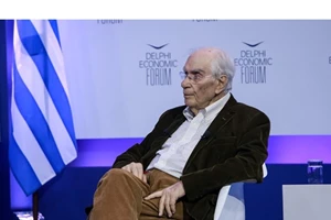 "Άδειες Καρέκλες": Αφιέρωμα στον λογοτέχνη Γιάννη Σκαρίμπα - εικόνα 3