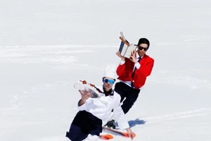 'Δι’ Ευχών': Το Μετς απέκτησε νέο μπαρ - εικόνα 14