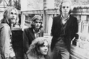 Blondie: 50 χρόνια pop/rock τόλμης και γοητείας - εικόνα 10