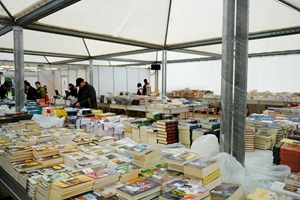 Δύο νέες ποιητικές φωνές παρουσιάζονται στην Ελληνοαμερικανική Ένωση - εικόνα 1