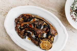 Στα κορυφαία steak restaurants παγκοσμίως, για ακόμη μία χρονιά, ένα εστιατόριο της Αθήνας - εικόνα 6