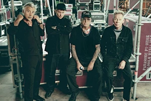 Οι Sneaky Mustard παρουσιάζουν το νέο τους δίσκο στο AN Club σε μια συναυλία γεμάτη groove - εικόνα 4