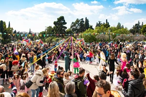 Αποκριάτικο πάρτι για παιδιά και παραδοσιακά Κούλουμα ετοιμάζει ο Δήμος Πειραιά - εικόνα 3