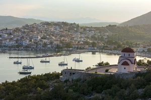 Ο Σολοικισμός επιστρέφει αφιερωμένος στους αλούτερους - εικόνα 8