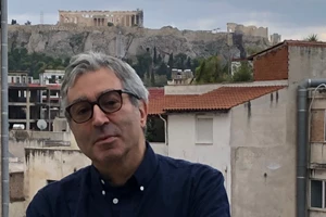 Το CAConrad έγινε ποιητό επειδή η μαμά του ήταν κλέφτρα - εικόνα 3