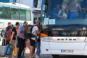 Ο κατήφορος της Μυκόνου - Πτώση τιμών, κίνησης και αίγλης - εικόνα 1